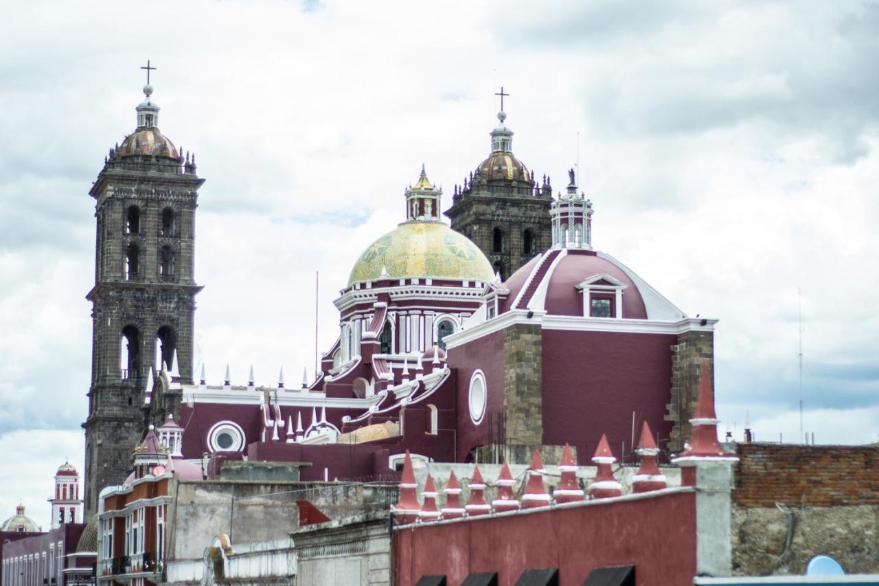 ホテル La Fuente Catedral プエブラ エクステリア 写真